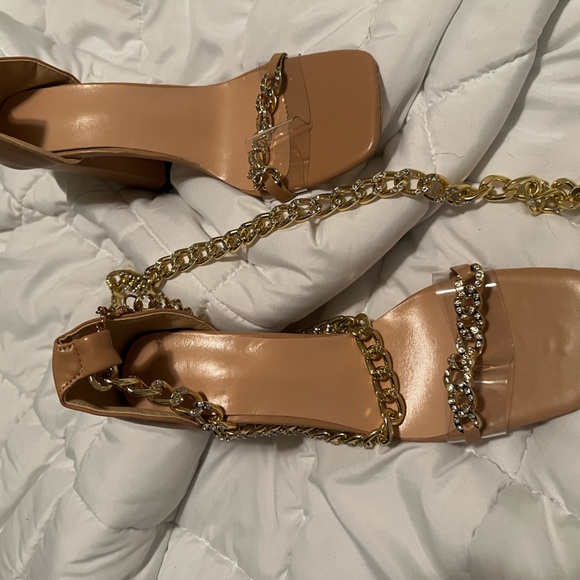 Gorgeous block heels - Picture 2 of 2